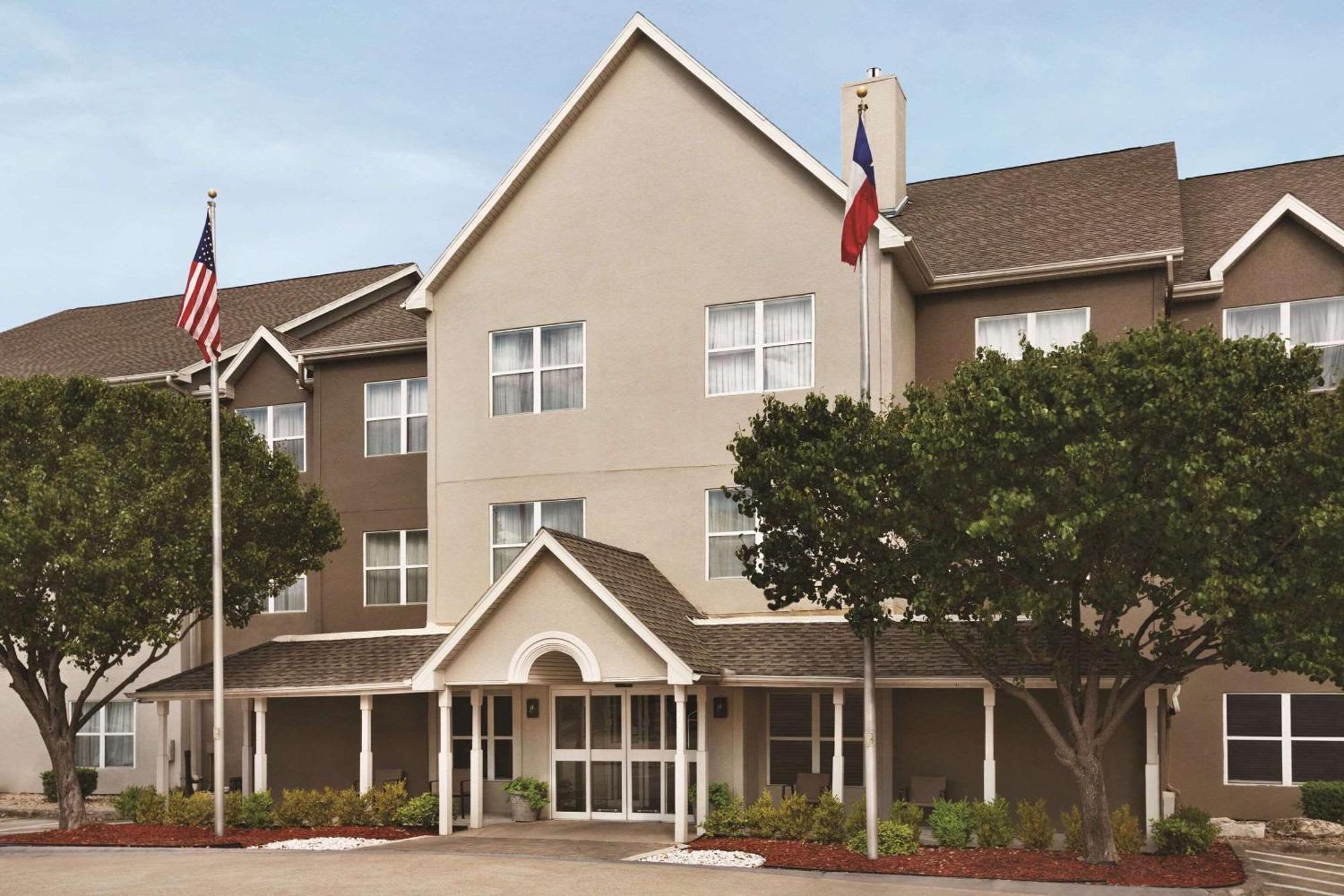 Country Inn & Suites By Radisson, Lewisville, Tx Exterior photo